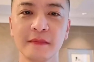 越来越帅！杨鸣分享前往圣安东尼奥Vlog：奔赴NBA总决赛