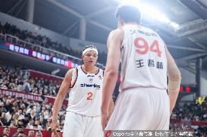 媒体人：双方都不算主力&总决赛精彩程度打折扣 但两队都值得肯定