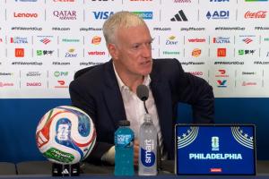 德尚：很高兴球员保持冷静，没有落入陷阱，很不幸德国就中招了