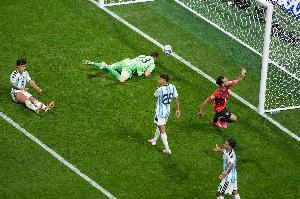 阿根廷0-2落后埃及！套路再来一遍！萨拉赫策动，齐库跟进破门